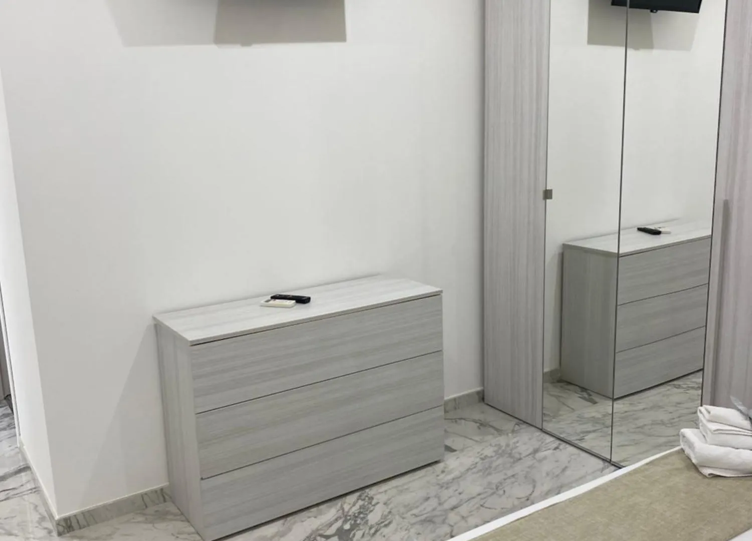 B&B De Rossi185 Bari 0*,  Italia